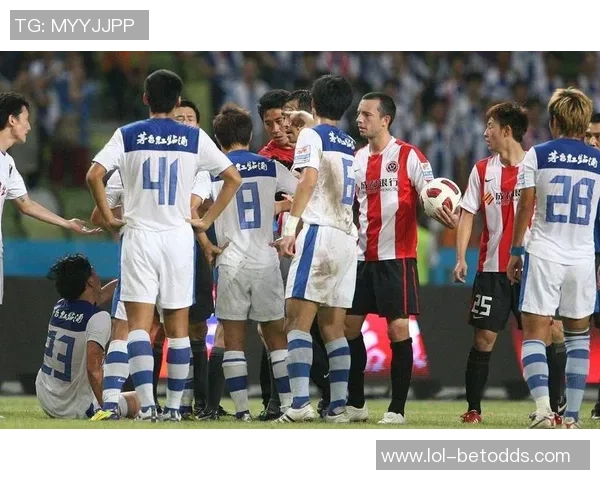 意甲精彩对决本菲卡以6比2大胜曼城神奇扑救引发全场狂欢与转会热议